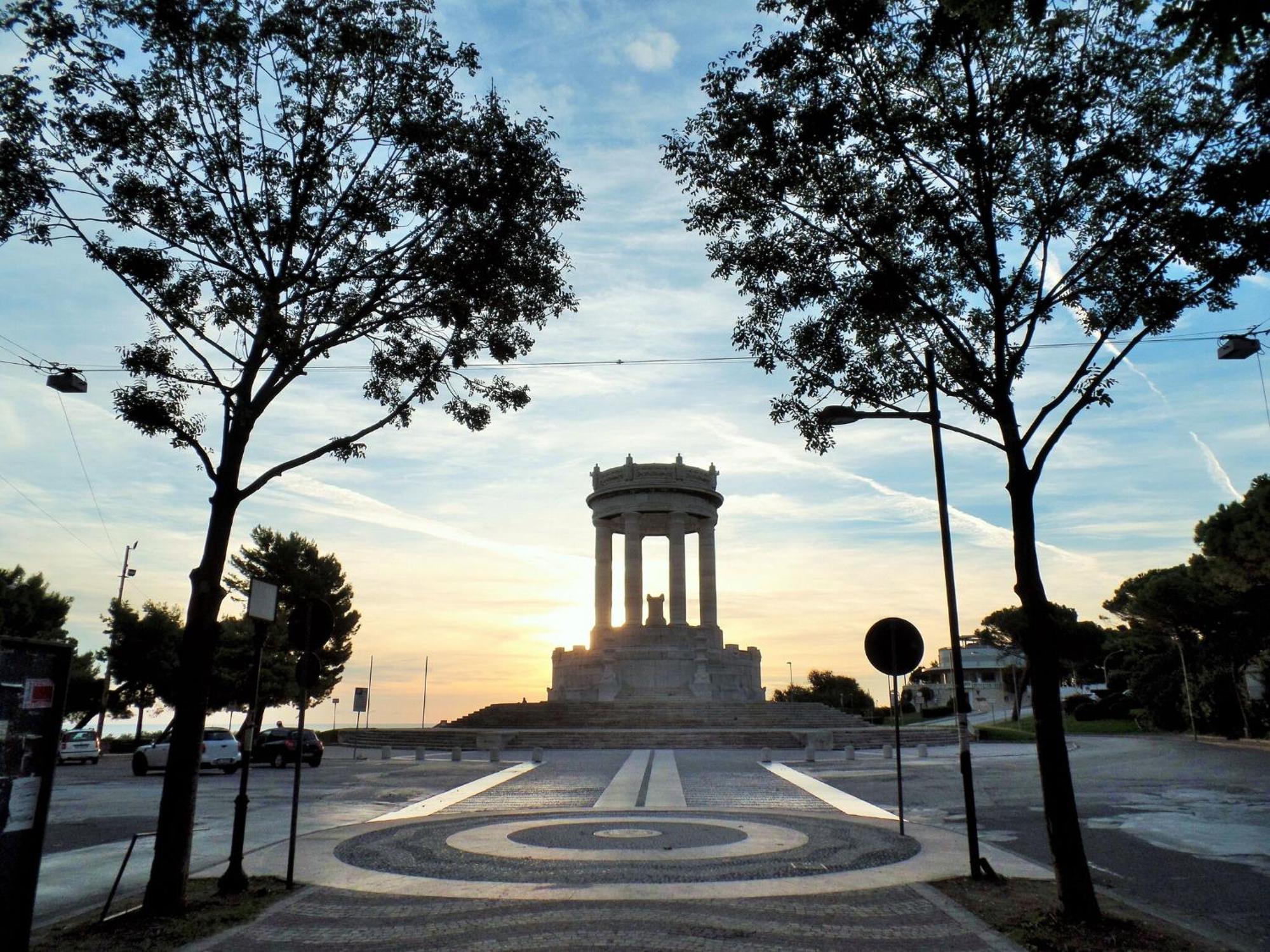 Italian Experience- Ancona City Apartment 外观 照片